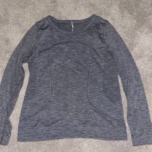 lululemon swiftly tech relaxed fit SIZE 10